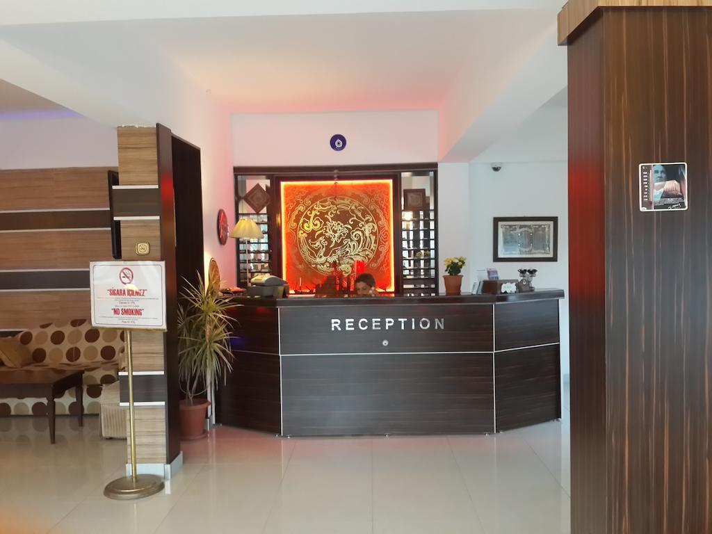 Etap Altinel Hotel 恰纳卡莱 外观 照片